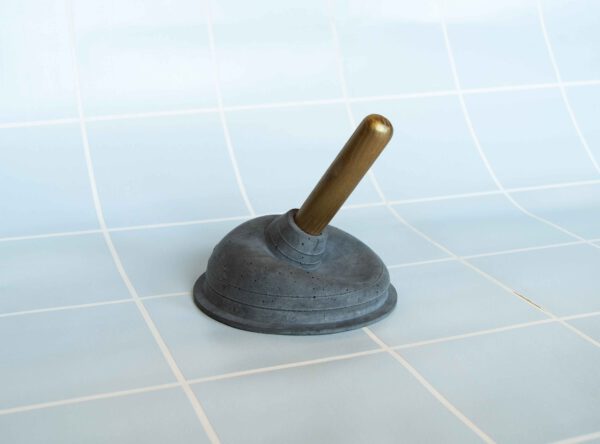 Kira Fröse • Onstopper Plopper (beton donker)