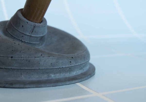 Kira Fröse • Onstopper Plopper (beton donker)